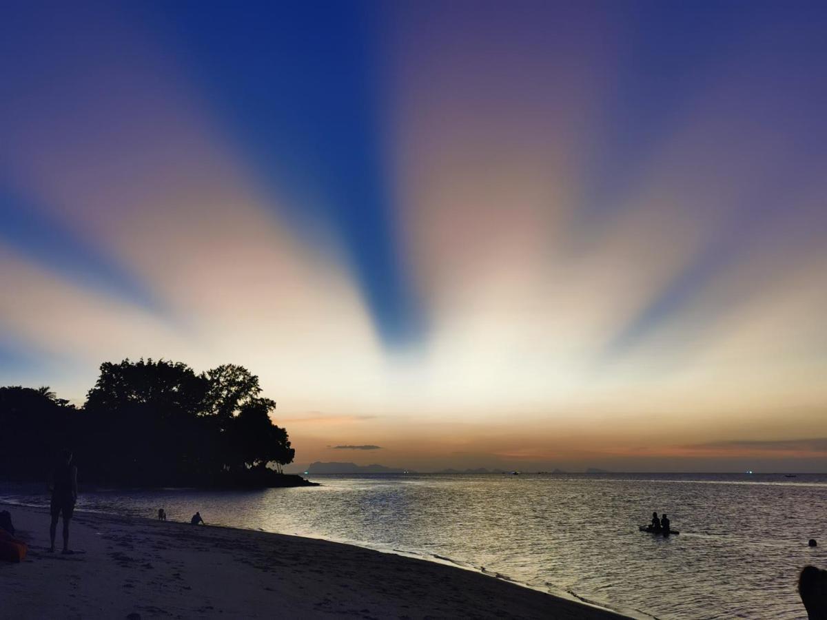Coco Sunset Beach Ban Bang Po Exterior foto